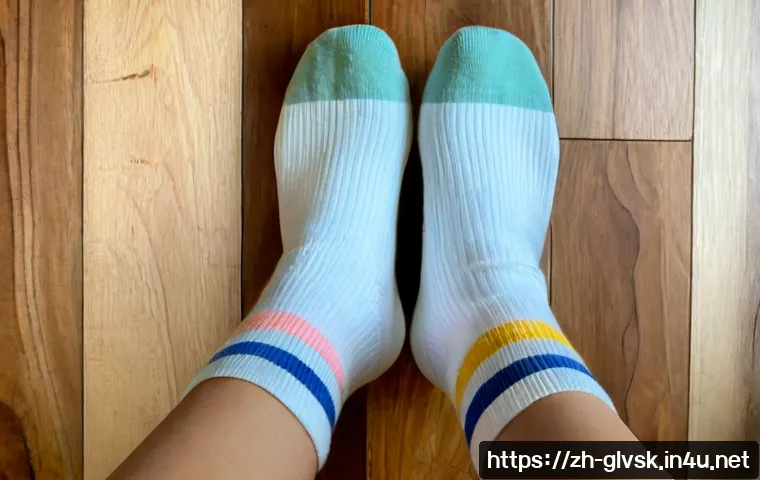 양말 패션 트렌드 관련 이미지 1